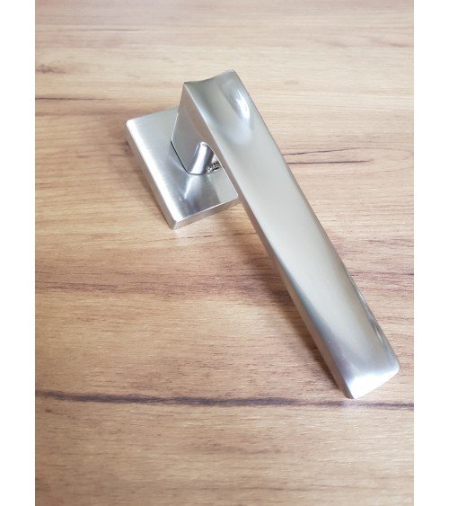 Maniglia per porta in alluminio DIUNA design