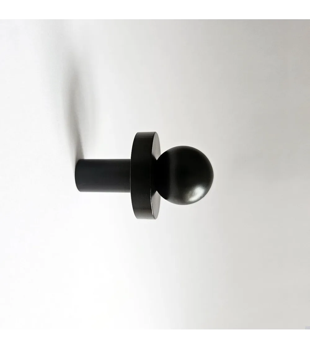 Appendiabiti da parete in ottone POLA nero