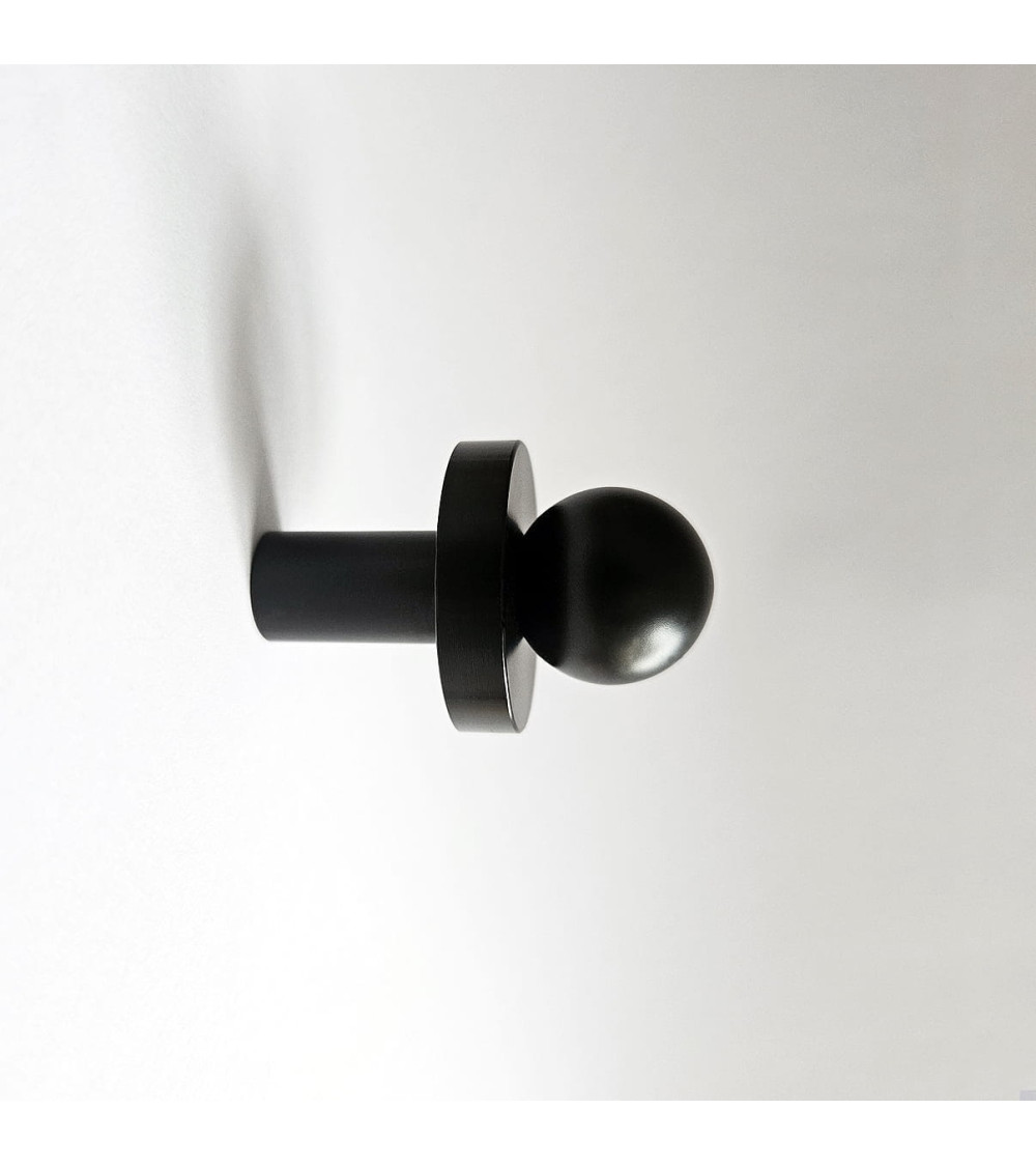 Appendiabiti da parete in ottone POLA nero