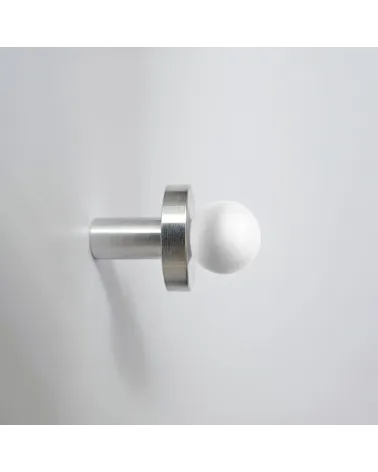 Appendiabiti da parete in ottone POLA inox e bianco