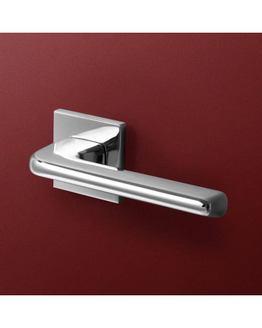 Maniglia per Porta Classica dal Fascino Senza Tempo - Modello DIVO