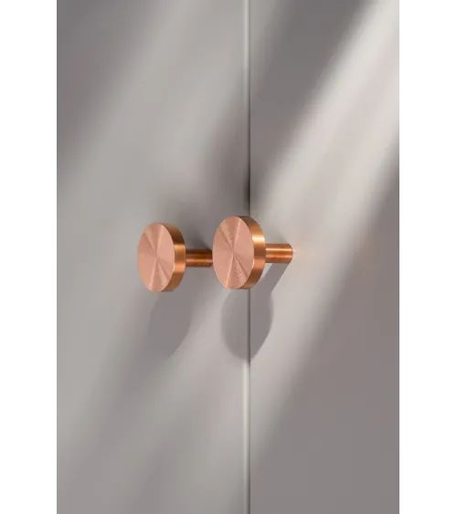 Pomolo per mobile in ottone NENA M design
