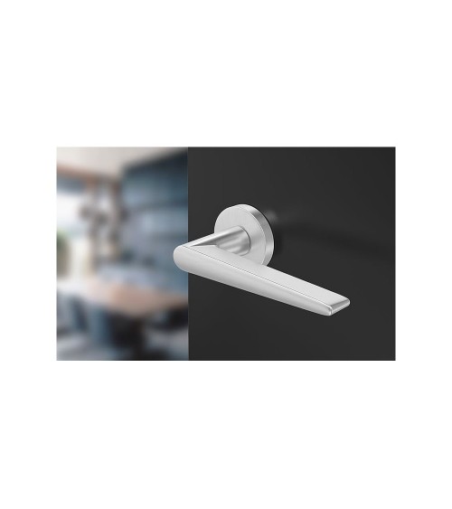 Maniglia per porta cromata satinata Arrow design