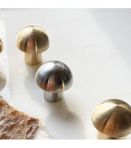 Pomolo per mobile in ottone modello 03 maniglia design
