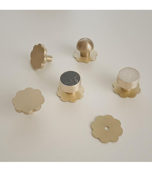 Pomolo per mobile in ottone modello 03 maniglia design