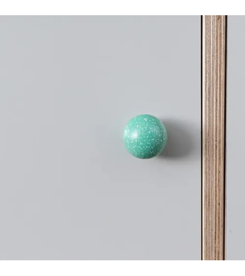 Pomello per mobile in legno di faggio verde chiaro/bianco Mélange maniglia design