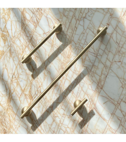 Maniglia per mobile in ottone spazzolato modello 04