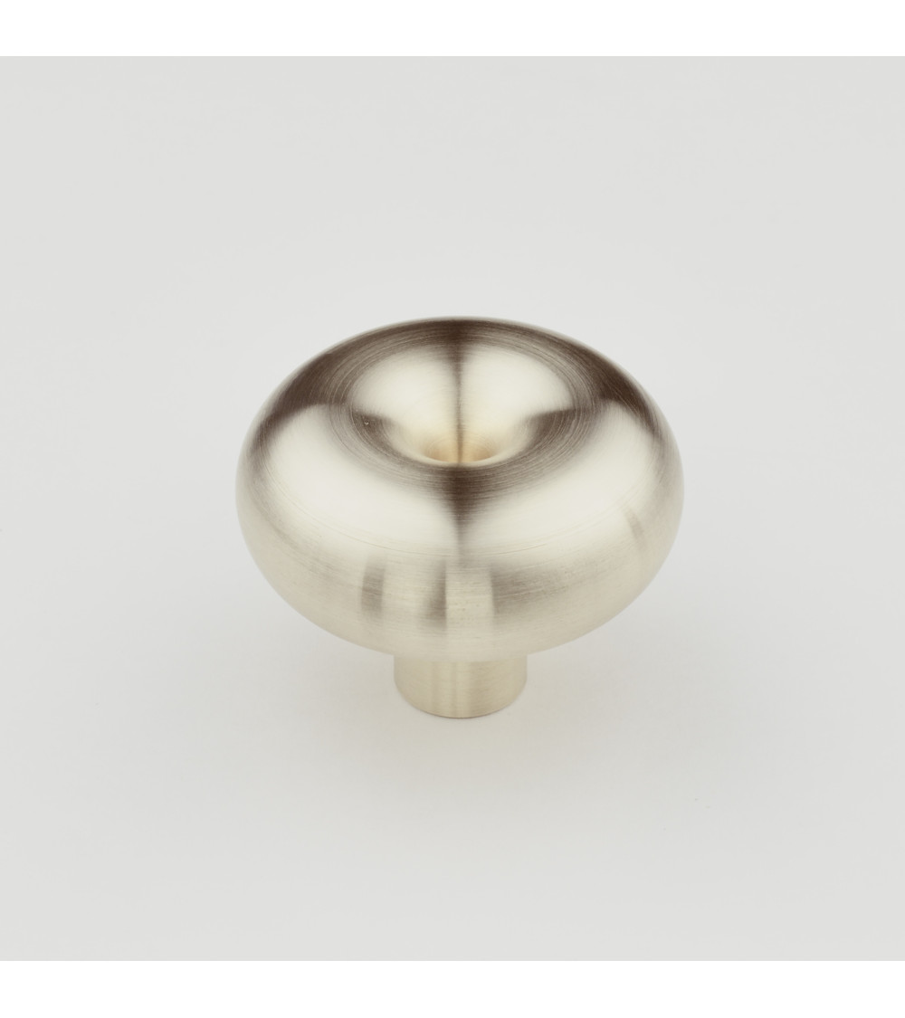 Pomello per mobile in ottone modello 09 donut