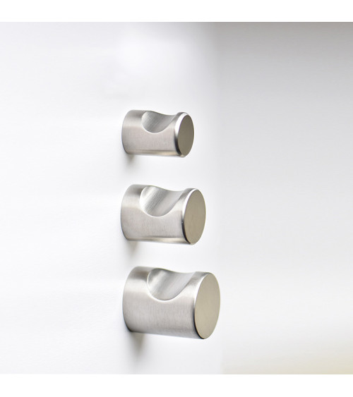 Pomolo per mobile con intaglio inox spazzolato opaco