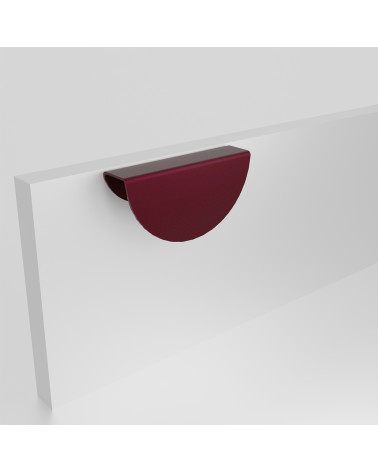 Maniglia per mobile bordeaux ZORIA sul frontale design colore bordeaux
