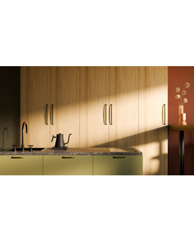 Maniglia per mobile marrone oliva SONGO maniglia design vista frontale montata su mobili da cucina