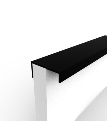 Maniglia per mobile nera opaca VERA maniglia design fissata al bordo di un pannello bianco