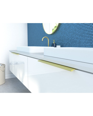 Maniglia per mobile anodizzata oro COSTA maniglia design montata su un mobile da bagno