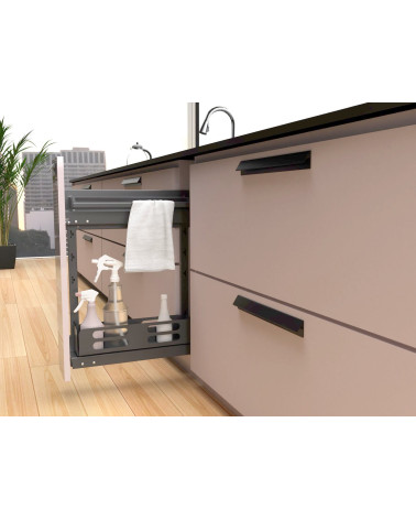 Maniglia per mobile nera opaca VERBA maniglia design montata su un mobile da cucina